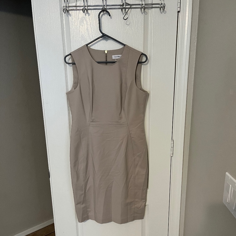 Calvin Klein size 10 Beige sleeveless Dress